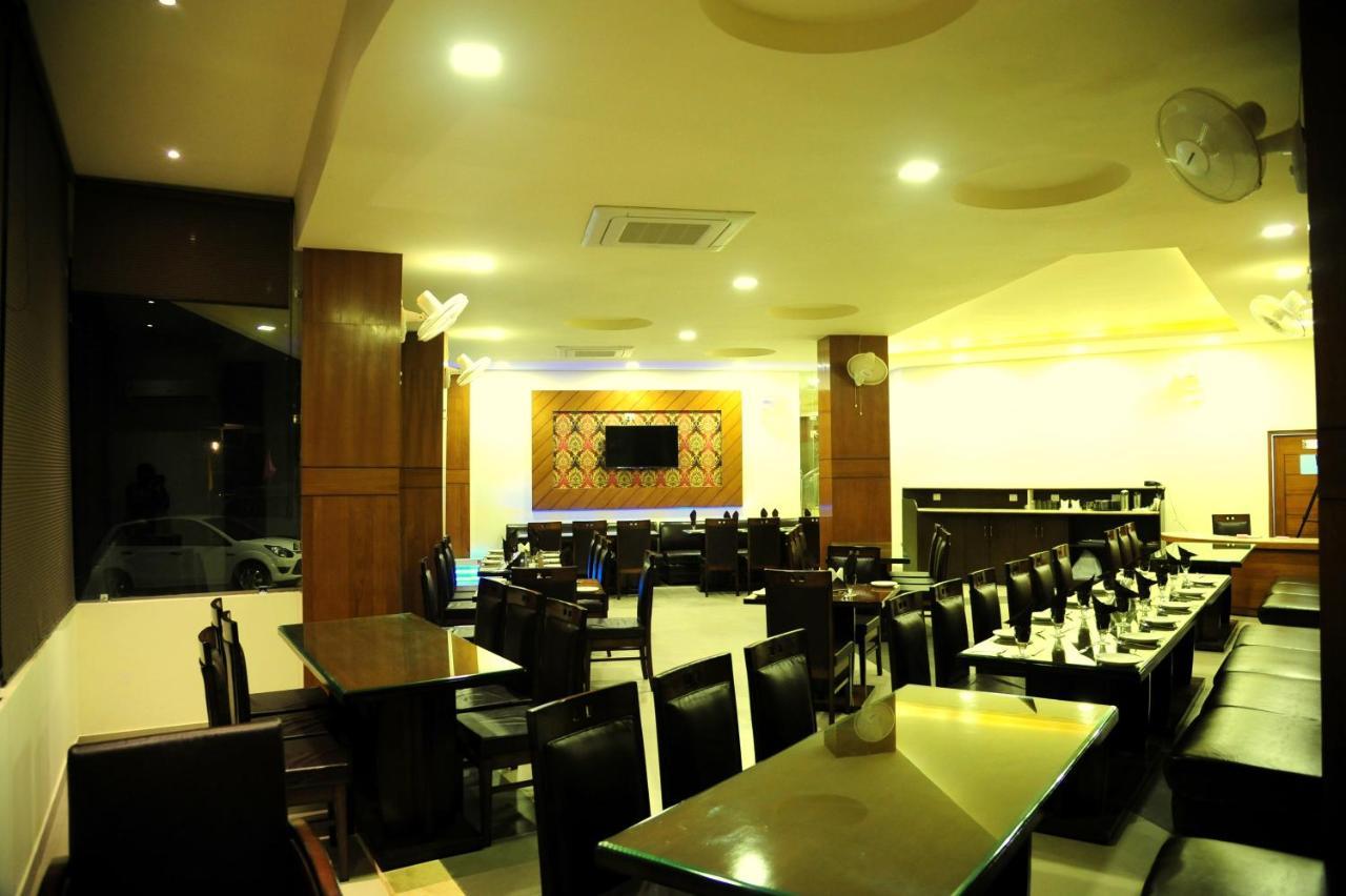 Hotel Grand Sharan Katra  Kültér fotó