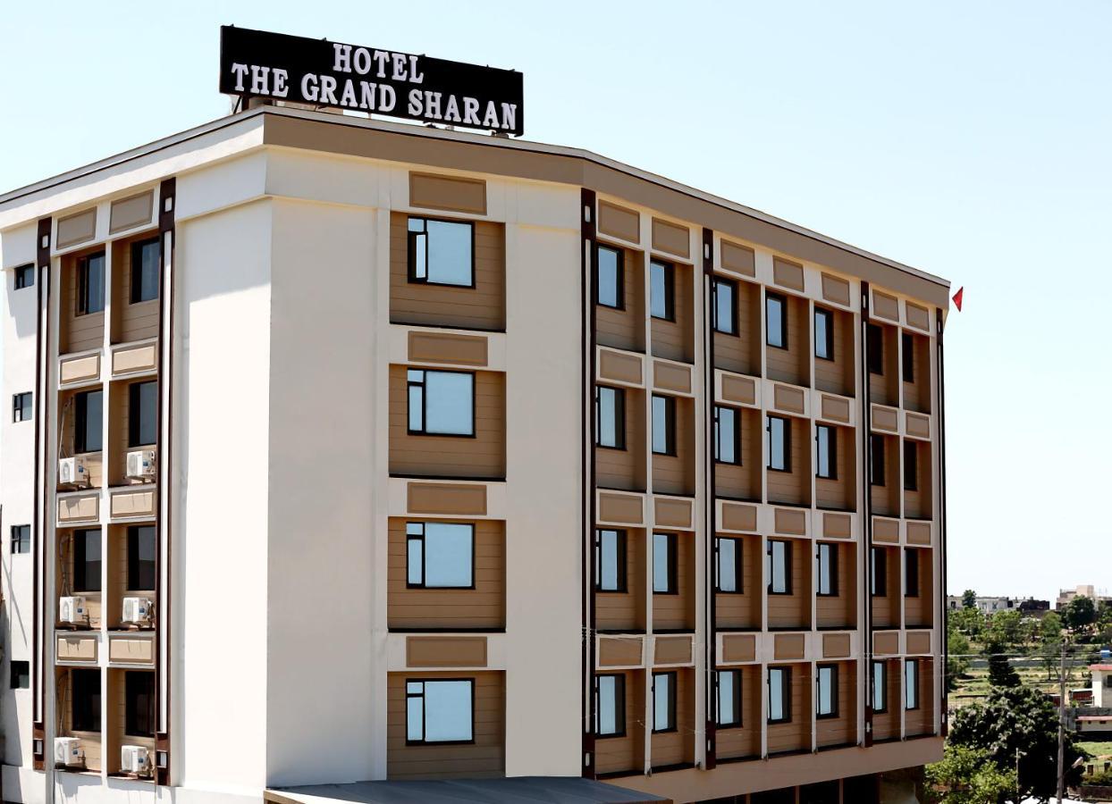 Hotel Grand Sharan Katra  Kültér fotó