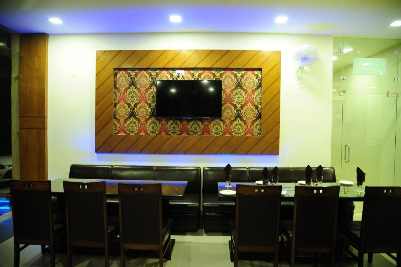Hotel Grand Sharan Katra  Kültér fotó