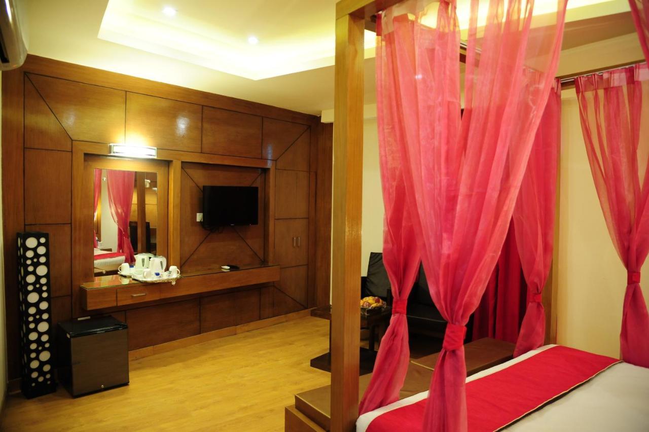 Hotel Grand Sharan Katra  Kültér fotó
